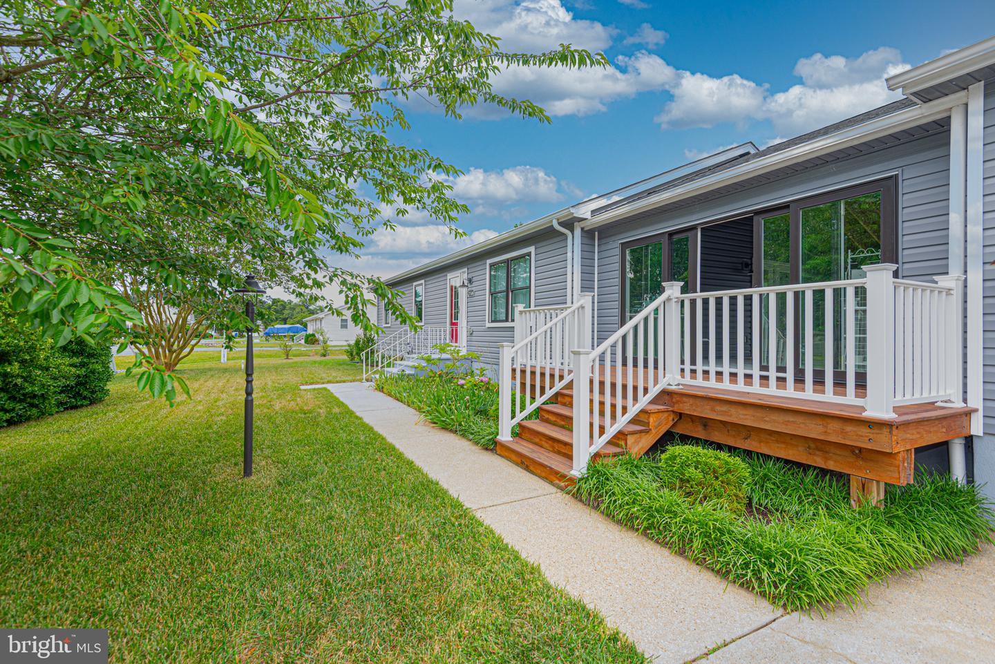 37606 River Run Property Photo 2