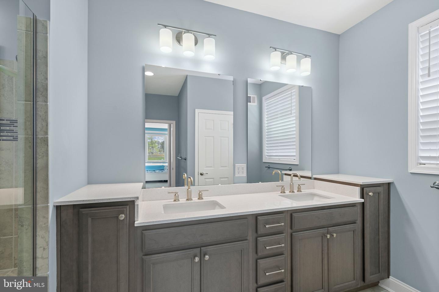 30256 Kona Dr Property Photo 40