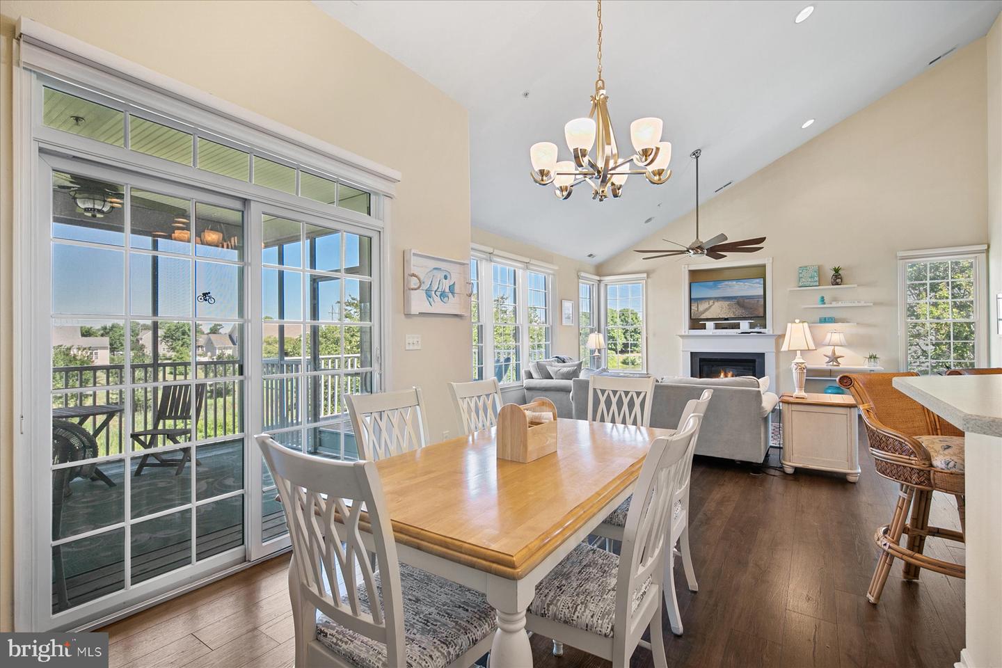 128d October Glory Ave #d Property Photo 9