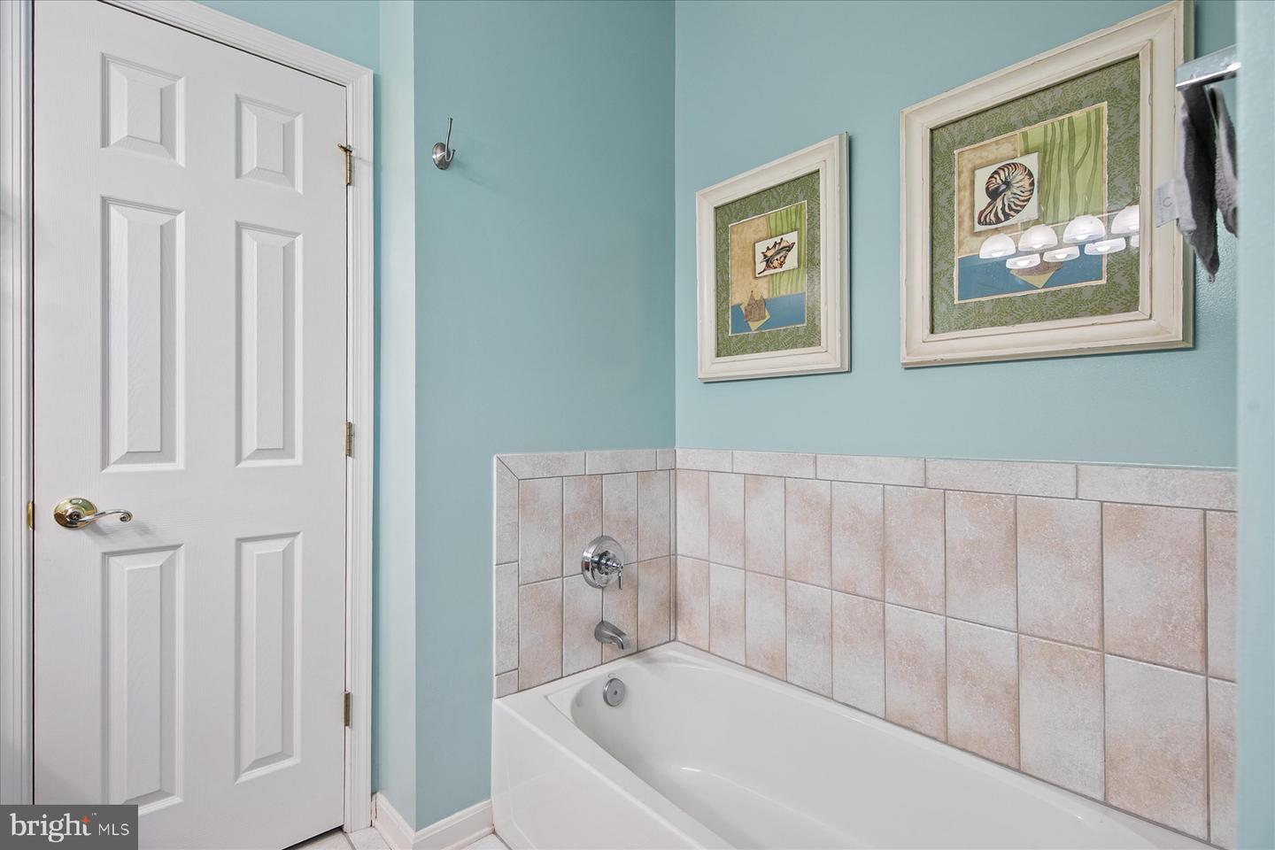 128d October Glory Ave #d Property Photo 21