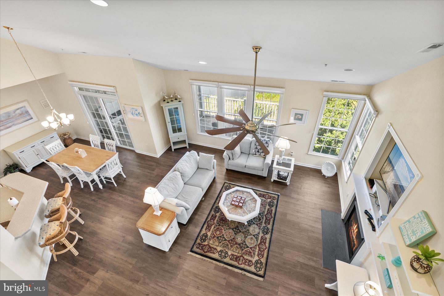 128d October Glory Ave #d Property Photo 28
