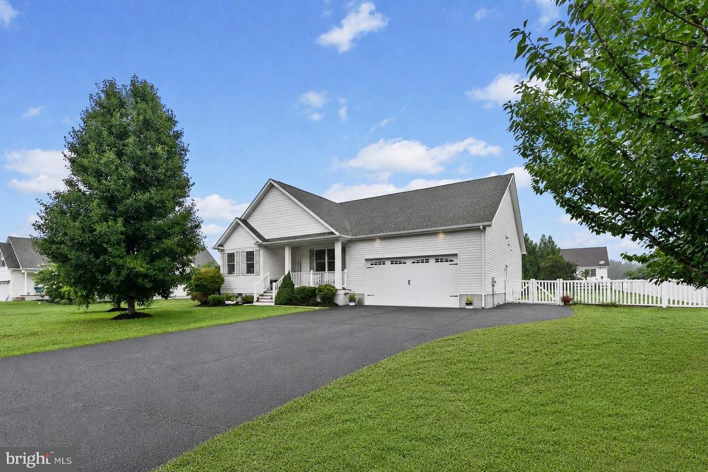 29122 Finch Ln Property Photo 1
