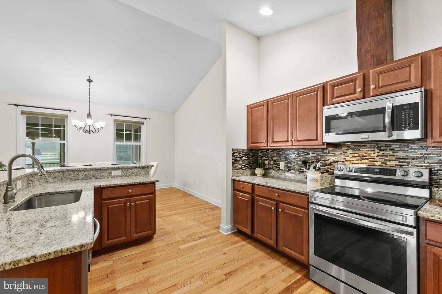29122 Finch Ln Property Photo 7