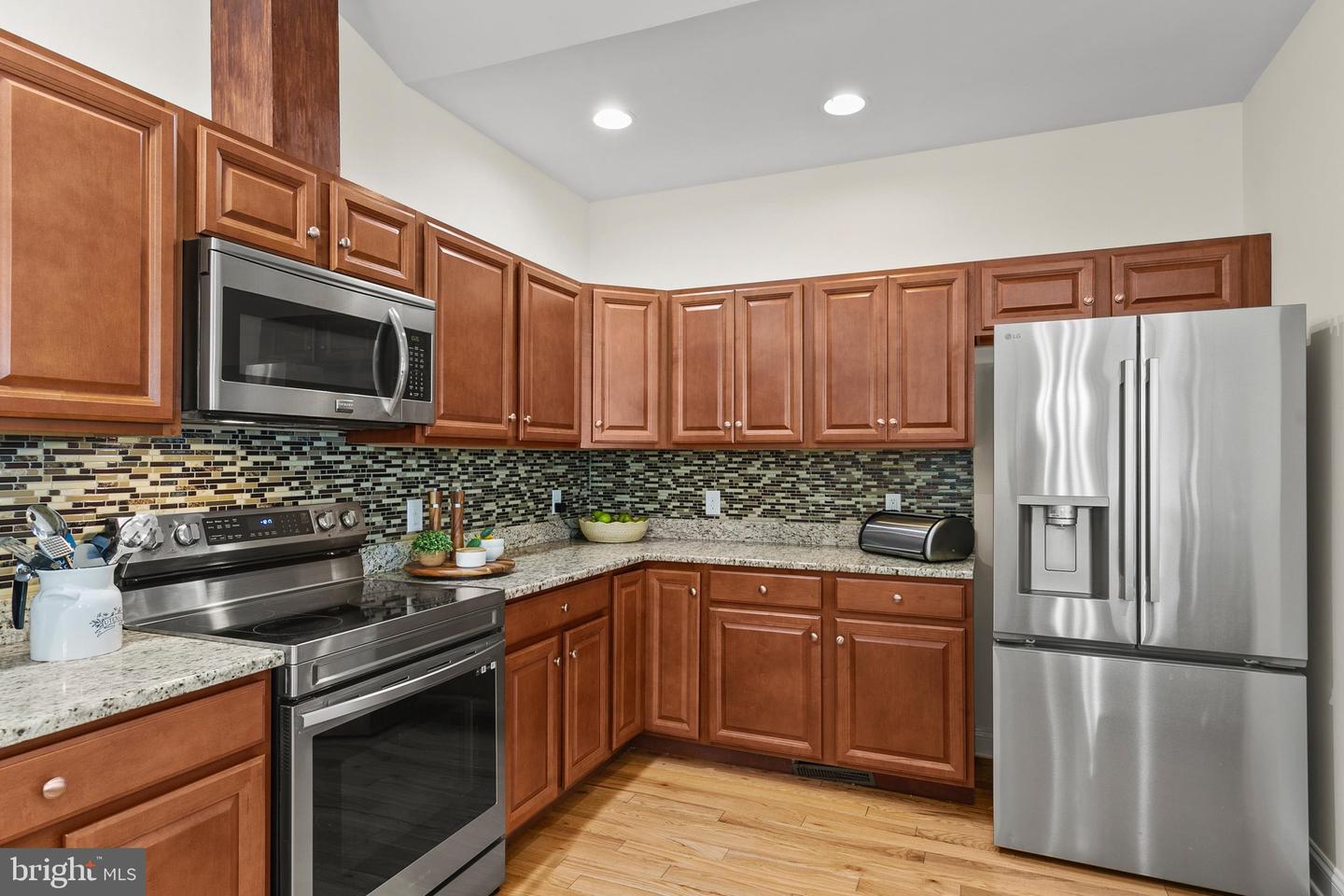 29122 Finch Ln Property Photo 8