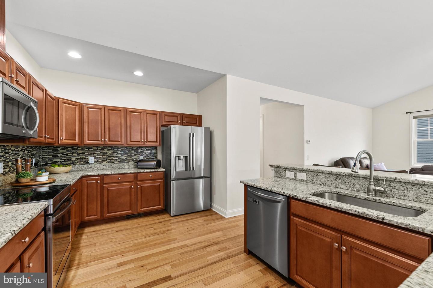 29122 Finch Ln Property Photo 9