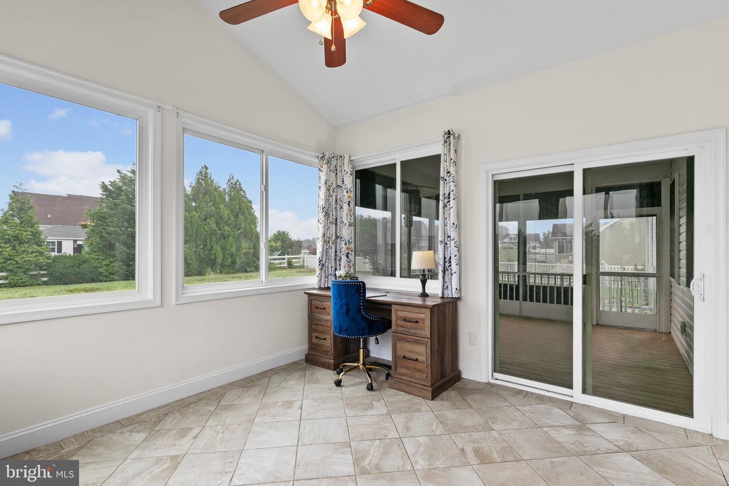 29122 Finch Ln Property Photo 17