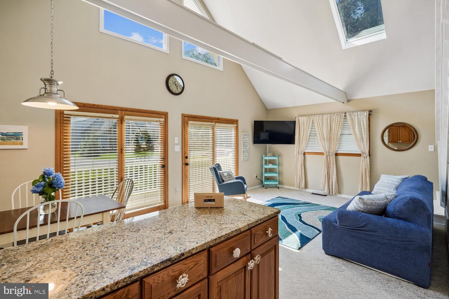 23022 Linden Way Property Photo 15
