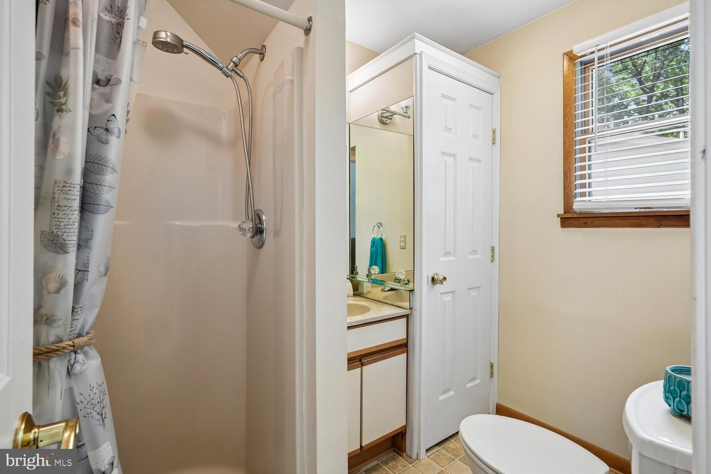 23022 Linden Way Property Photo 30