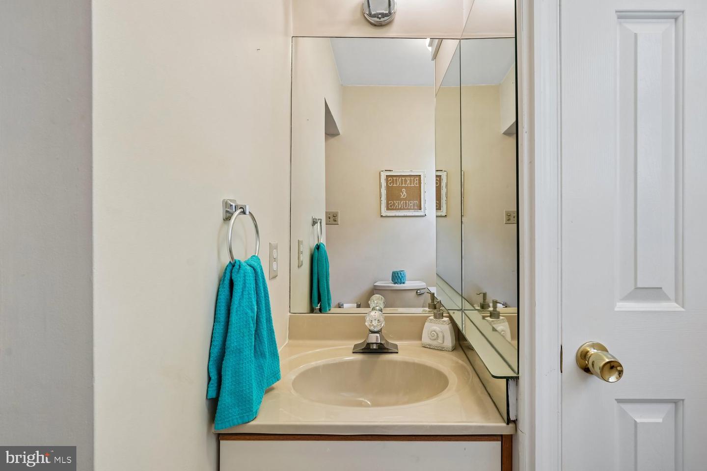 23022 Linden Way Property Photo 31