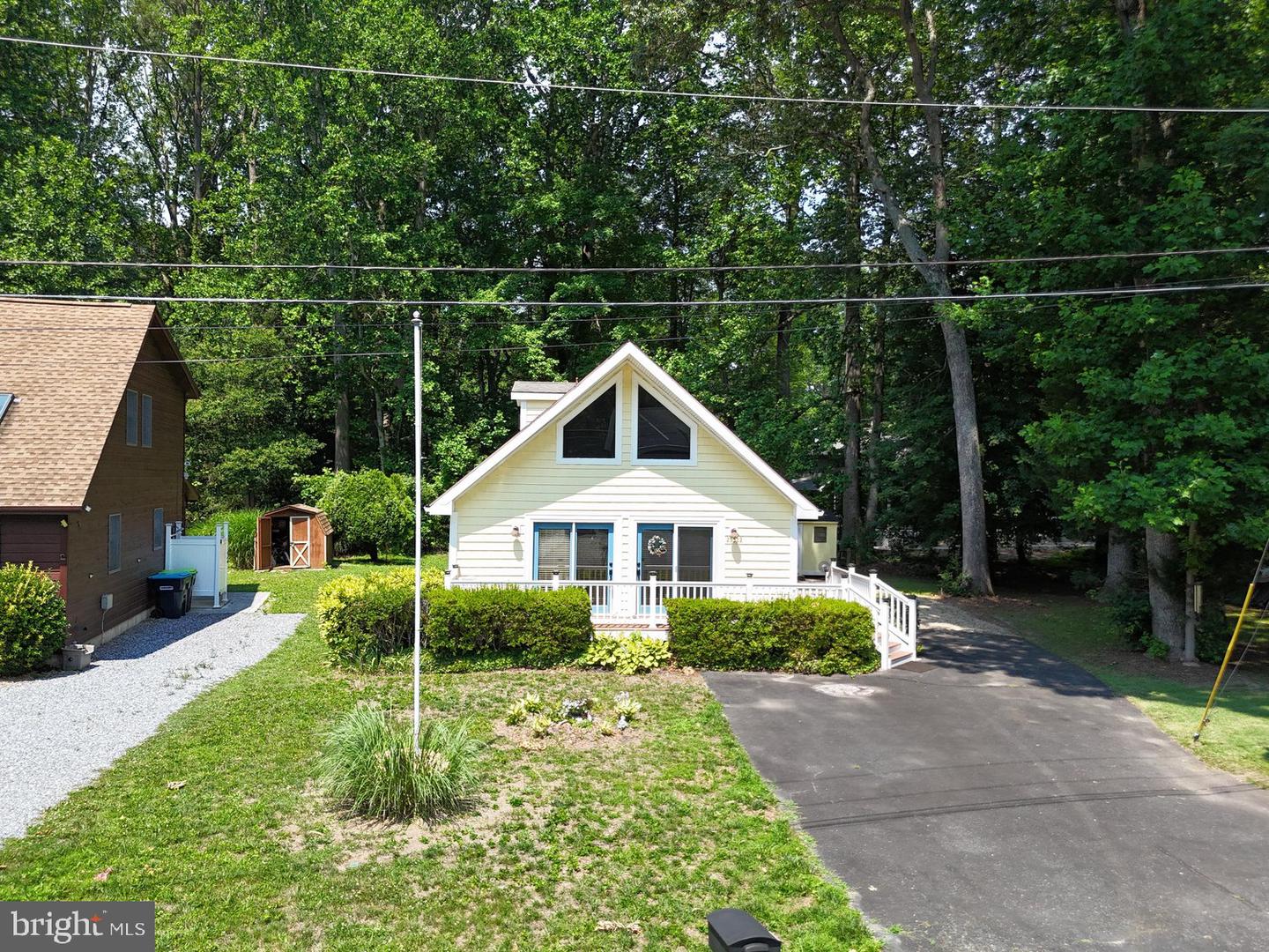 23022 Linden Way Property Photo 54