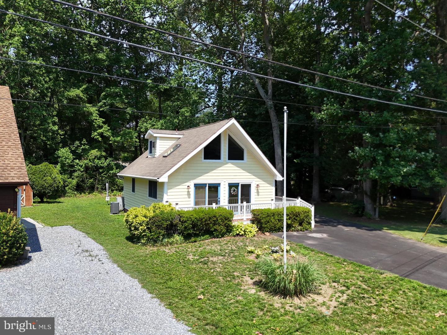 23022 Linden Way Property Photo 55