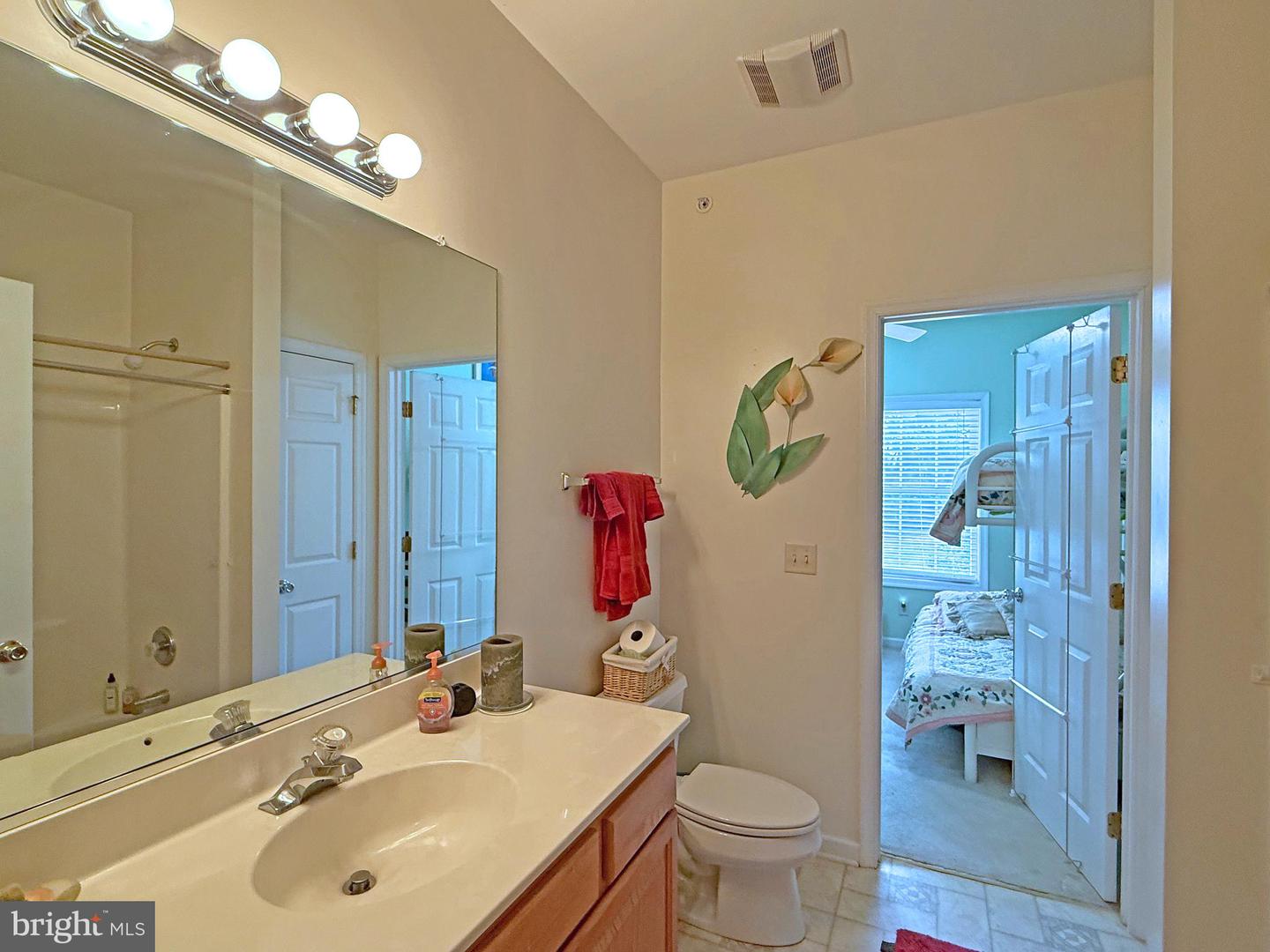 400 Cascade Ln #420 Property Photo 19
