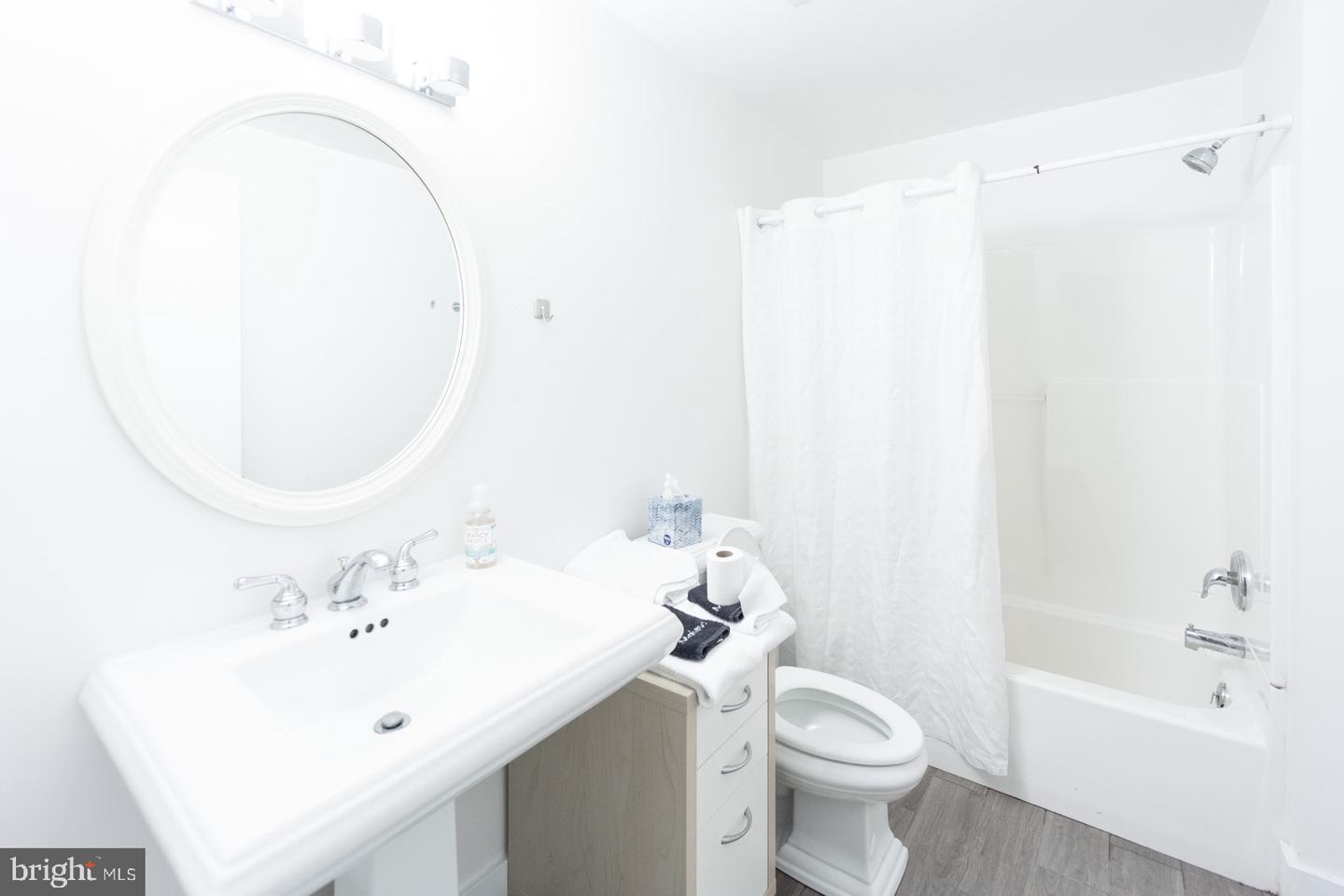 34 6th St Property Photo 42