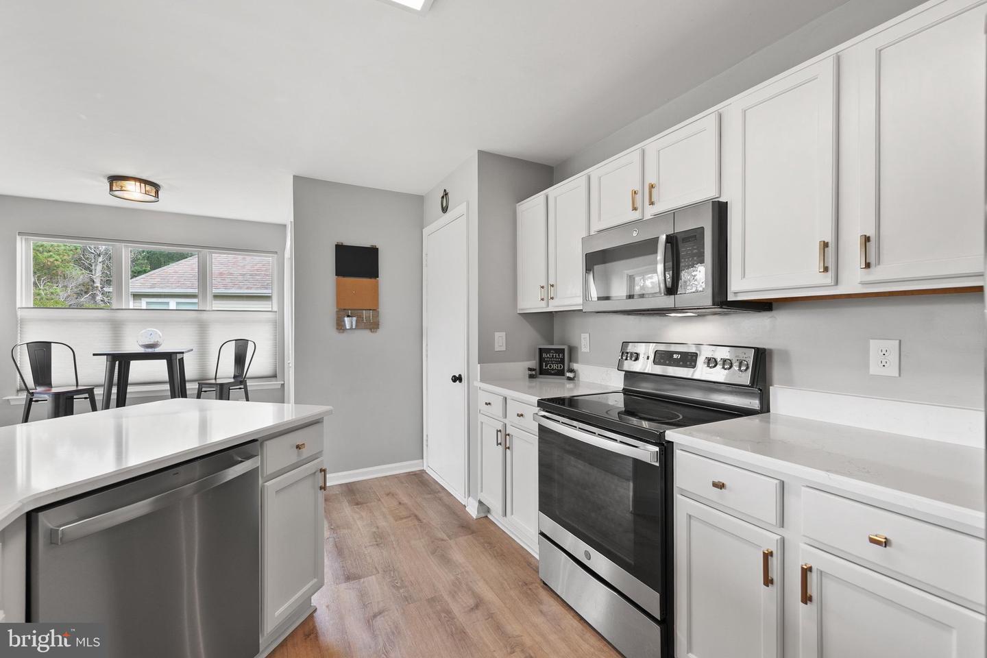37114 Pinehurst Ct #91 Property Photo 23