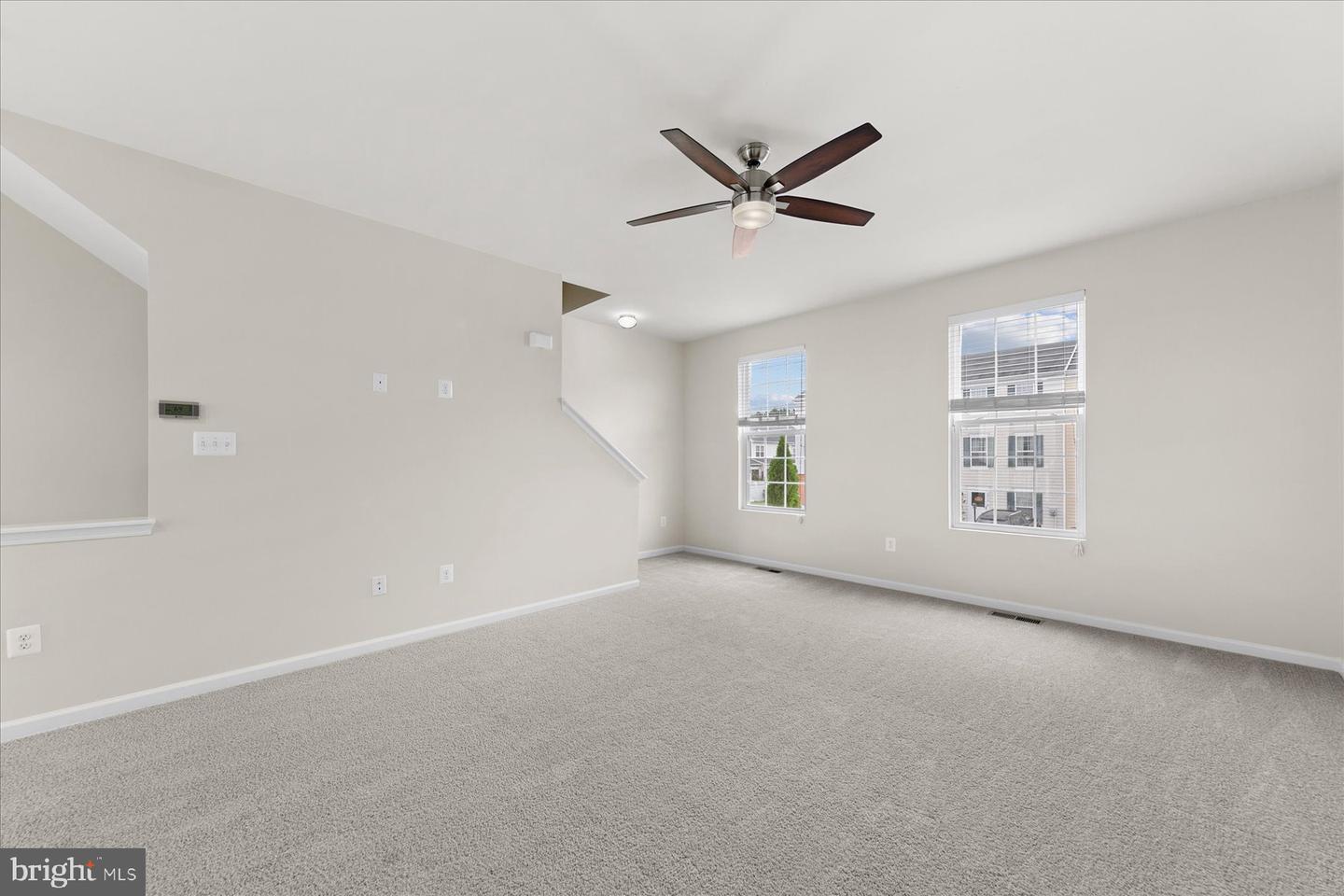 38218 Enfield Dr Property Photo 10