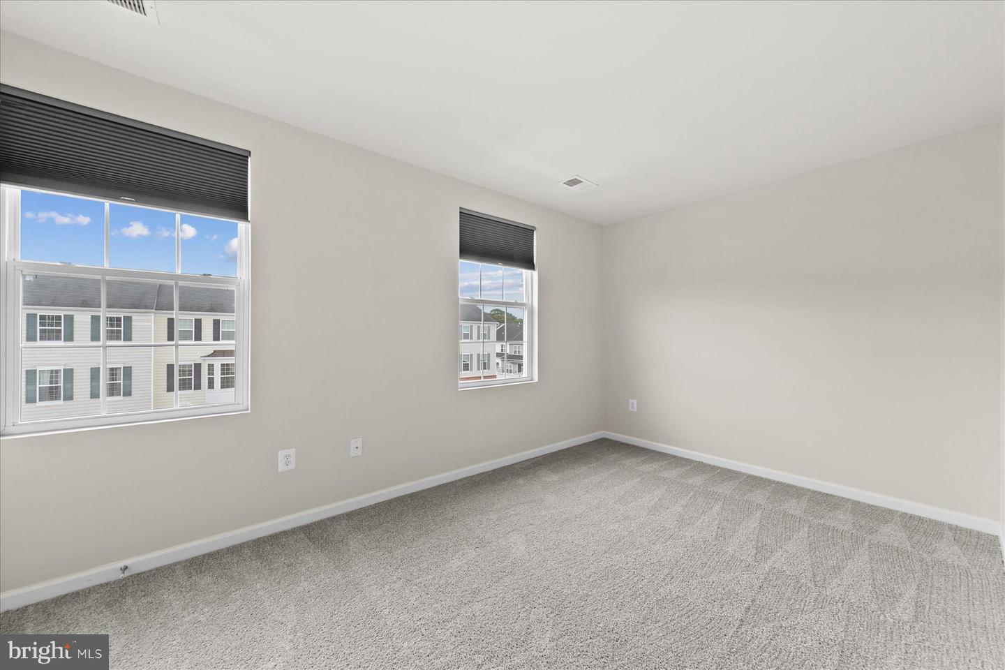 38218 Enfield Dr Property Photo 17