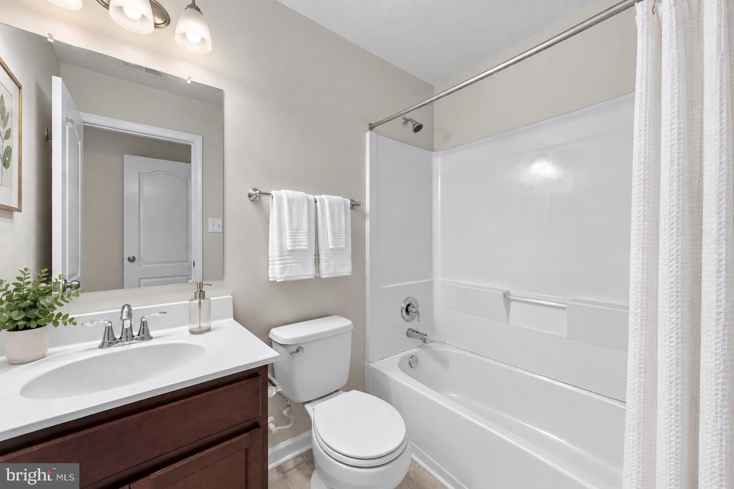 38218 Enfield Dr Property Photo 20