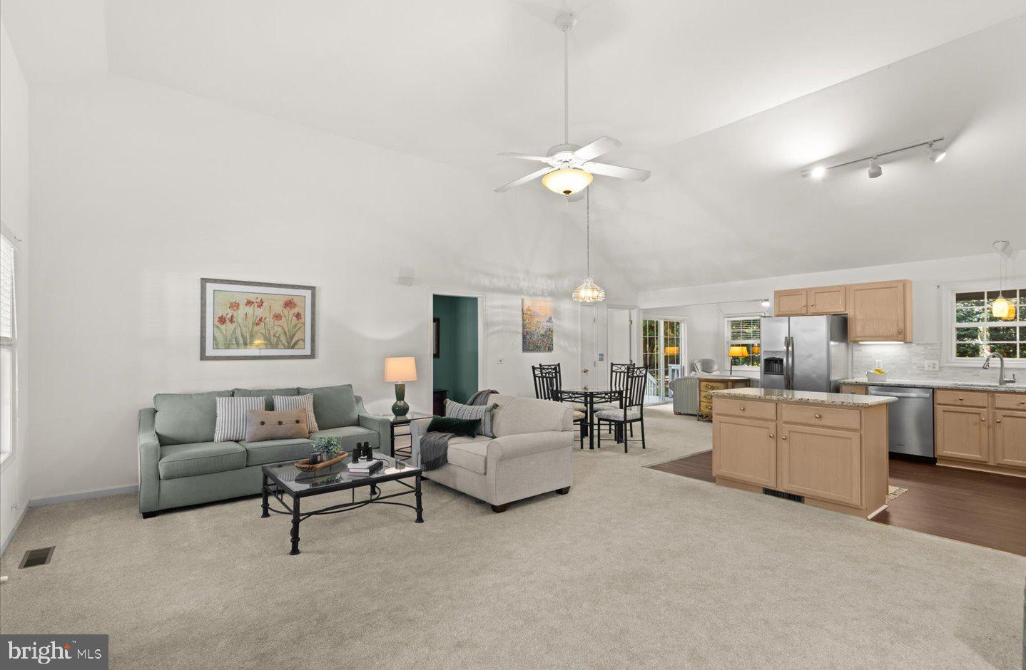 33873 N Heron Dr Property Photo 8