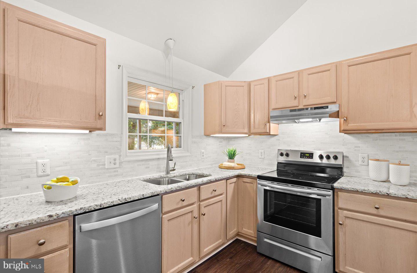 33873 N Heron Dr Property Photo 14
