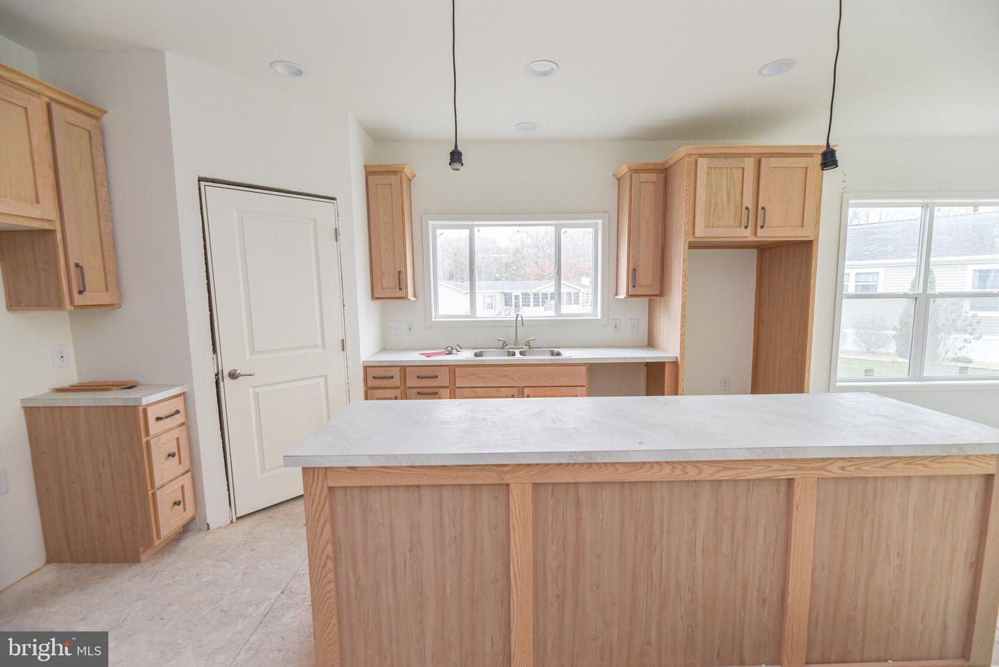 34340 River Rd #129 Property Photo 2