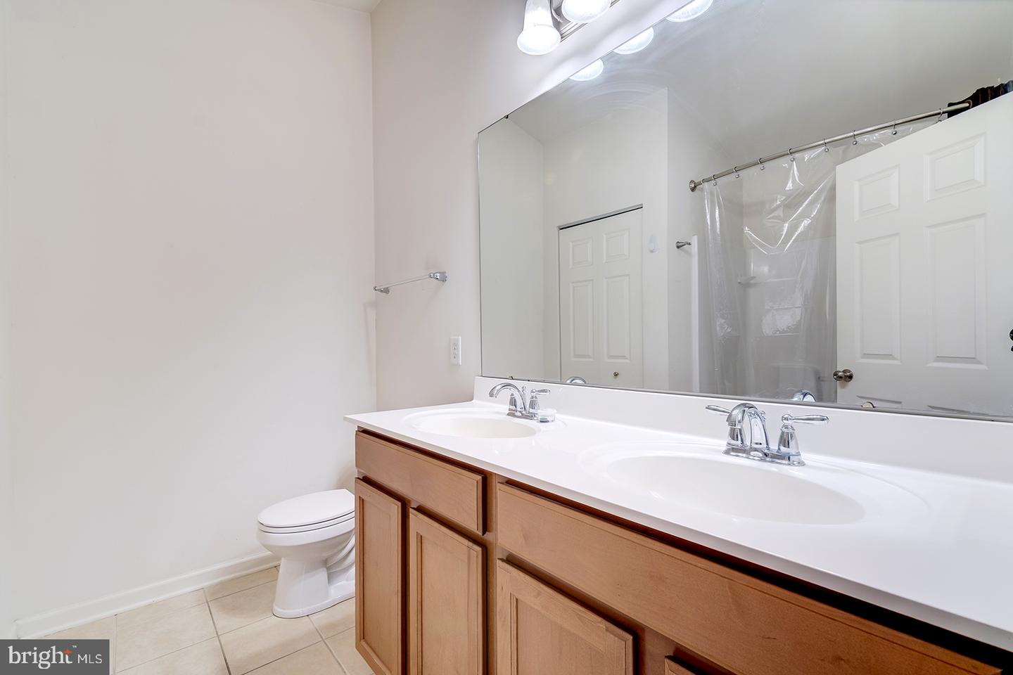 10007 Iron Pointe Dr #c4 Property Photo 5