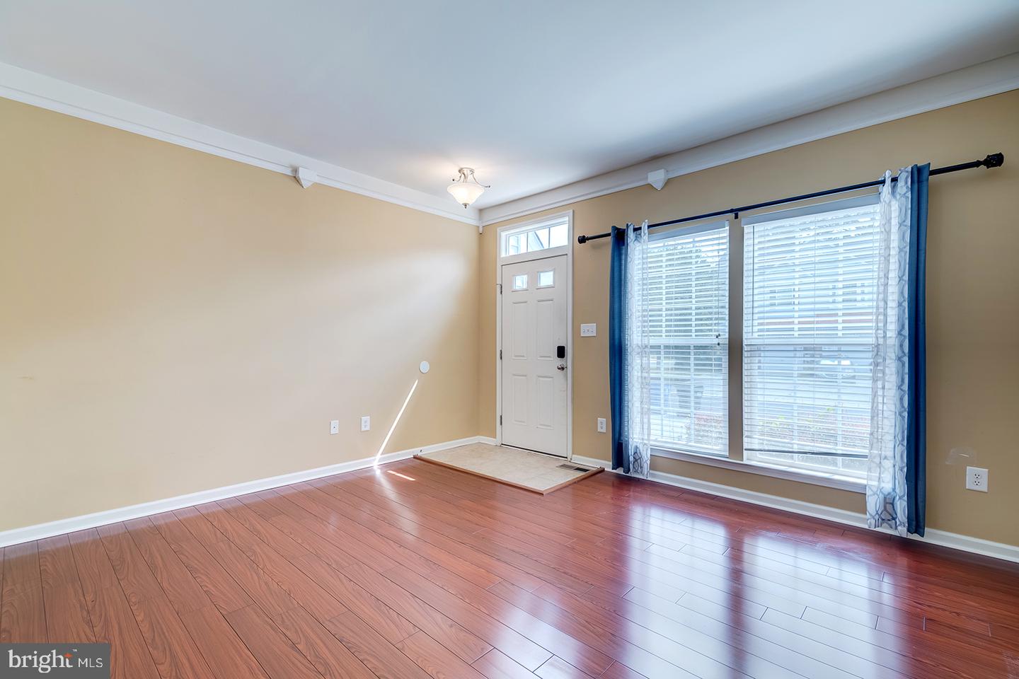 10007 Iron Pointe Dr #c4 Property Photo 7