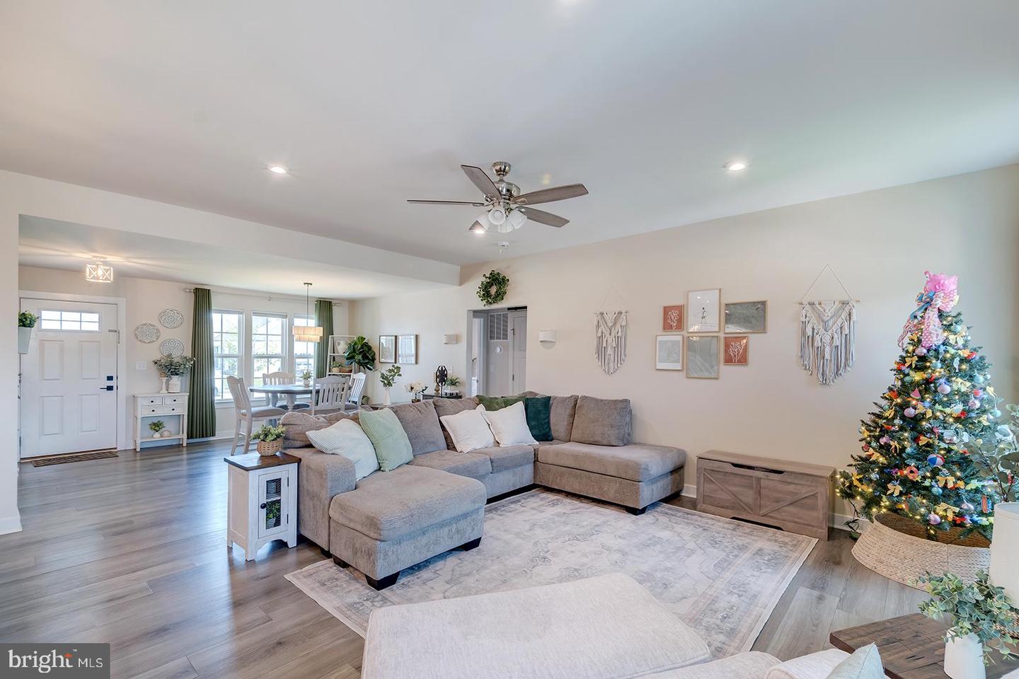28030 Staysail Way Property Photo 3
