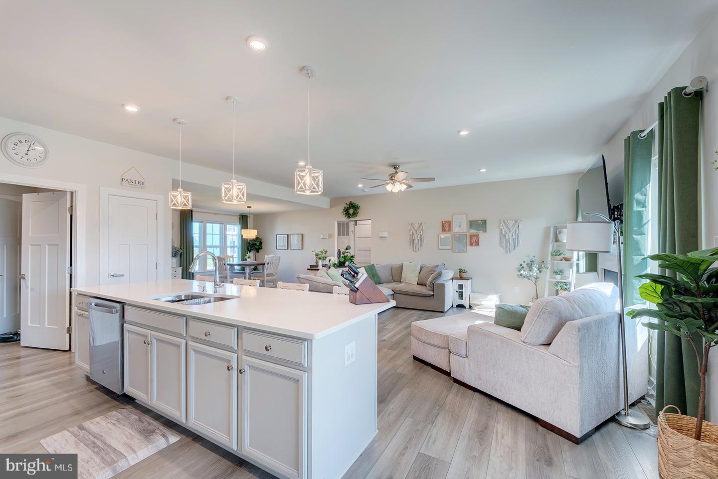 28030 Staysail Way Property Photo 12