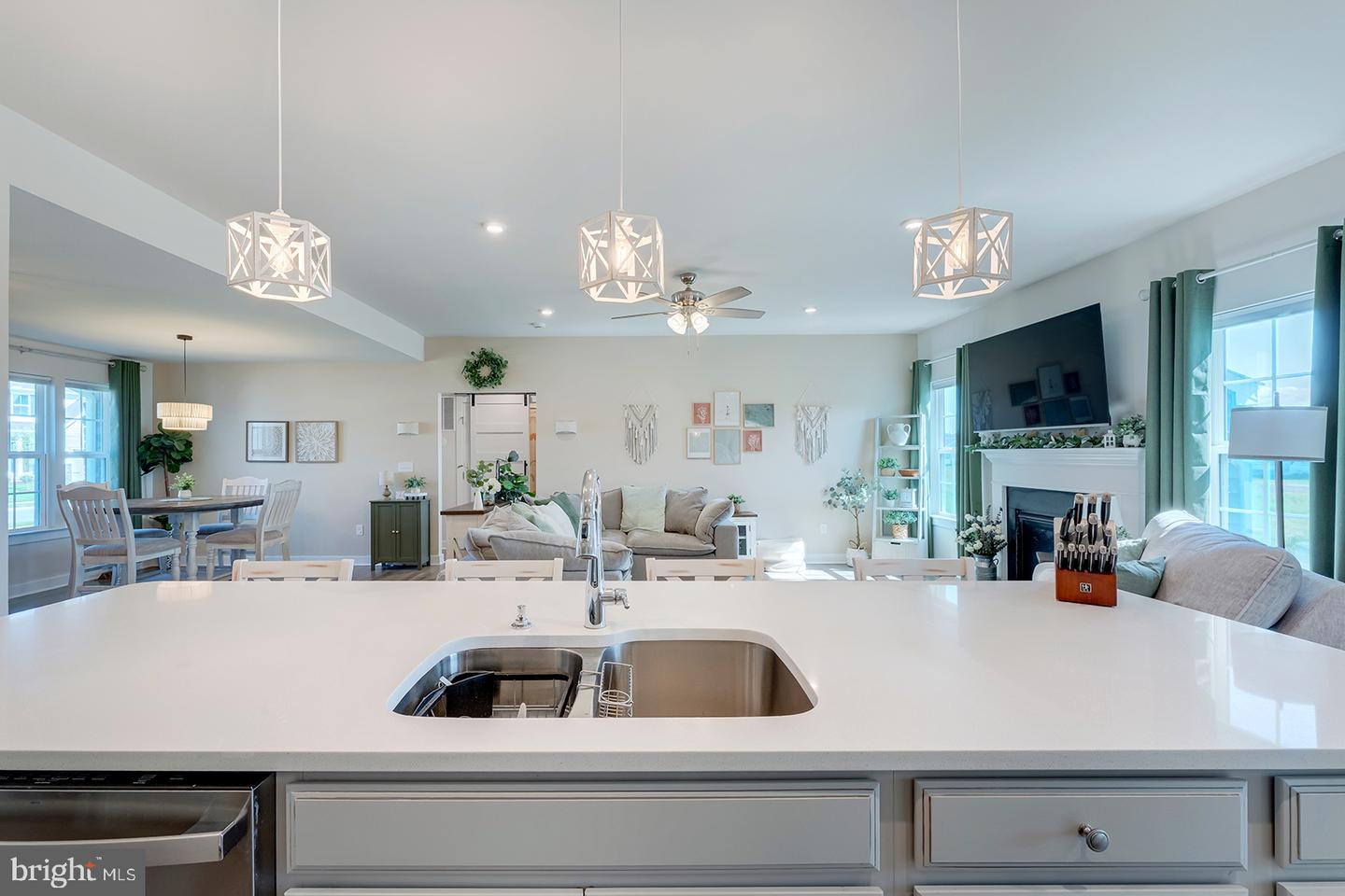 28030 Staysail Way Property Photo 14