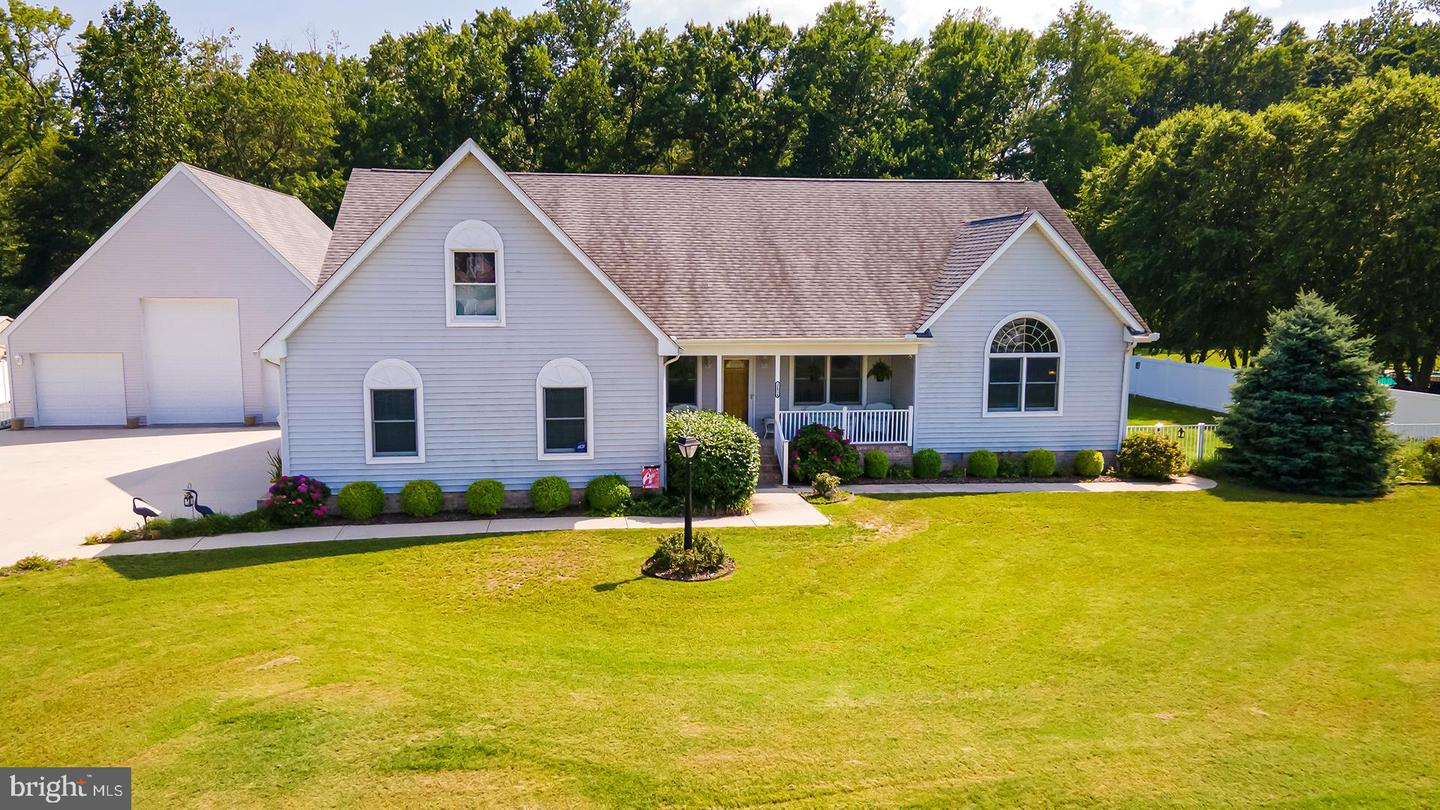 36554 Camp Barnes Rd Property Photo 2
