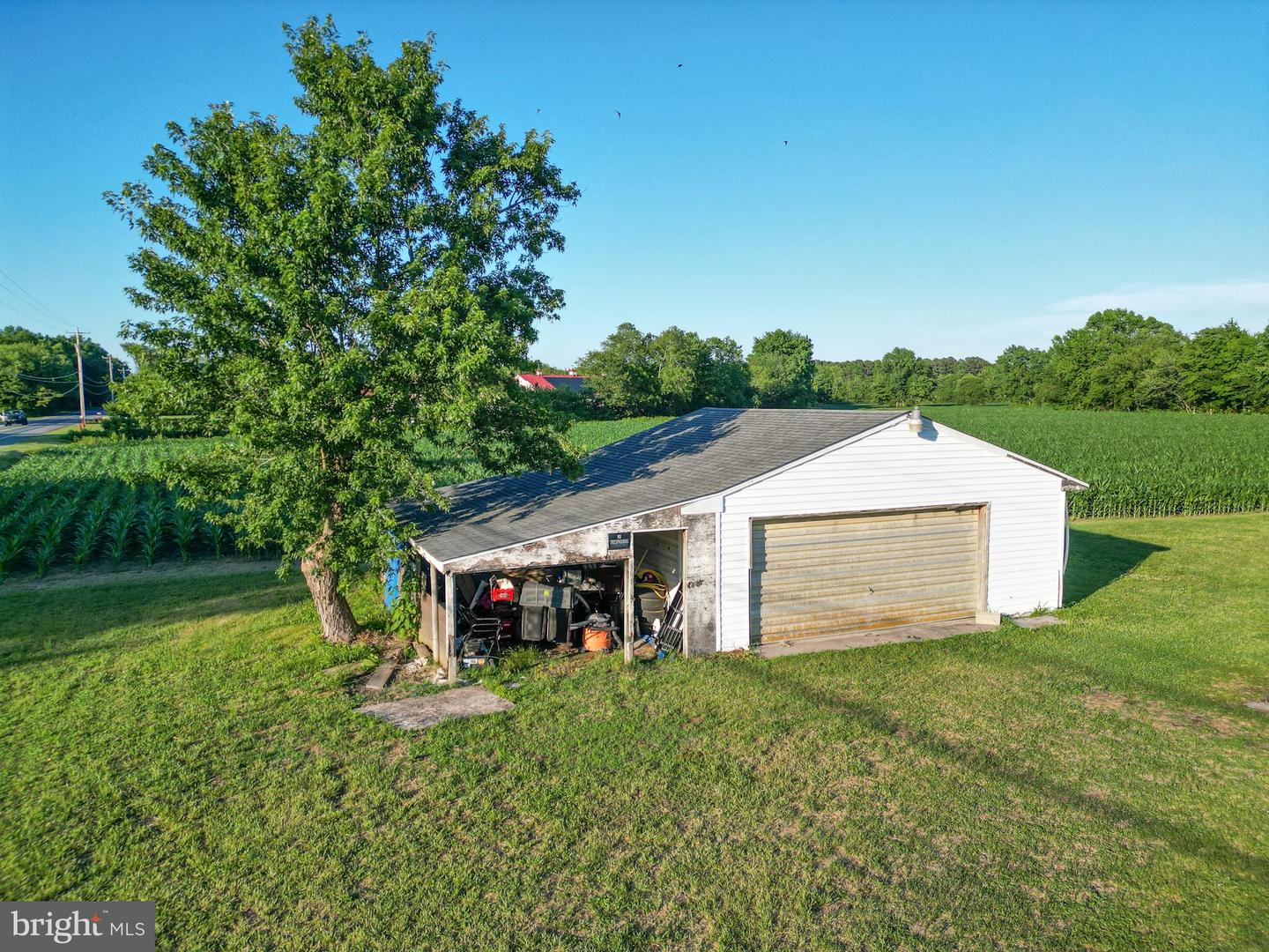 36727 Roxana Rd Property Photo 4