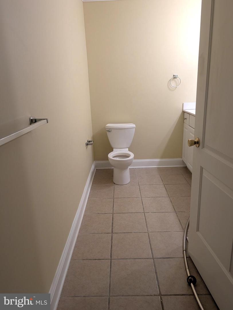 200 W Market St #2 Property Photo 10