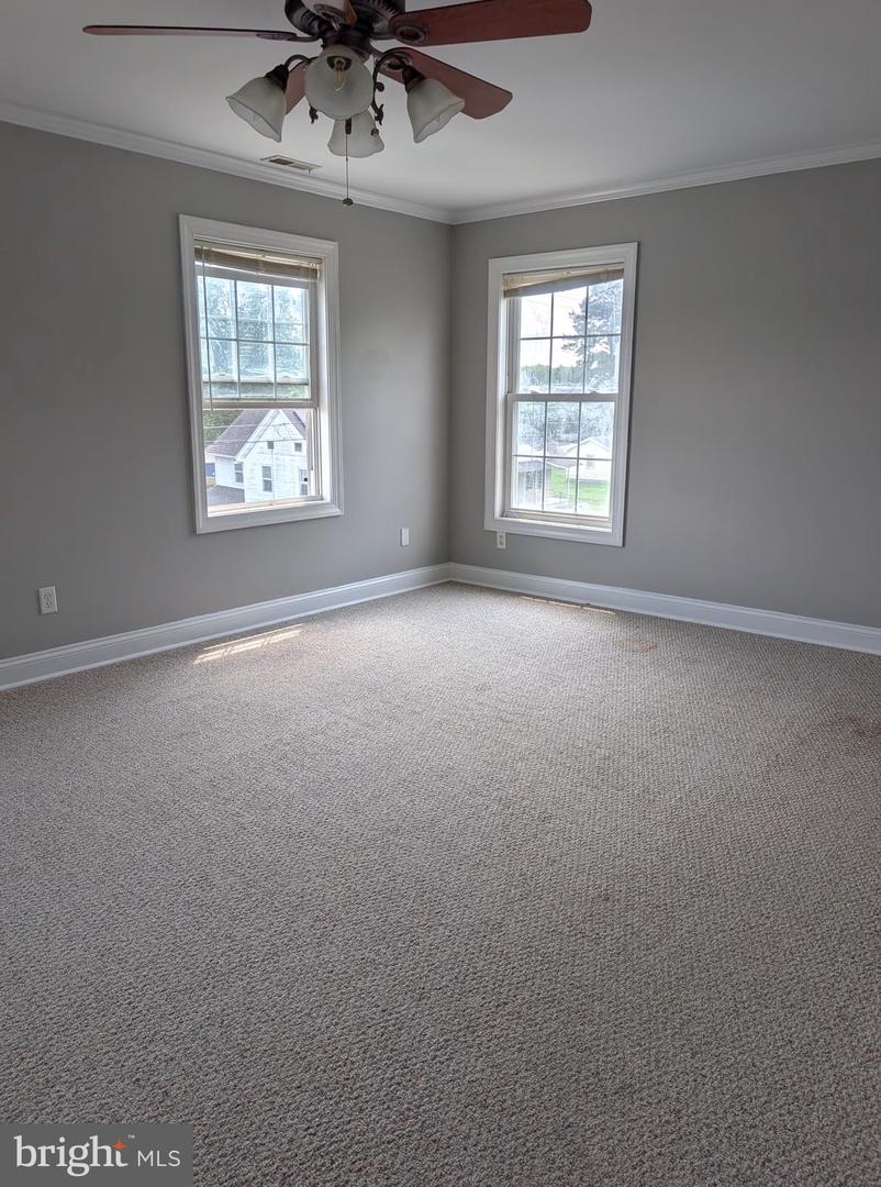 200 W Market St #2 Property Photo 13