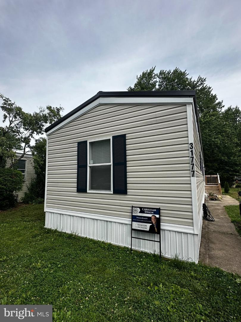 31777 Siham Rd Property Photo 1