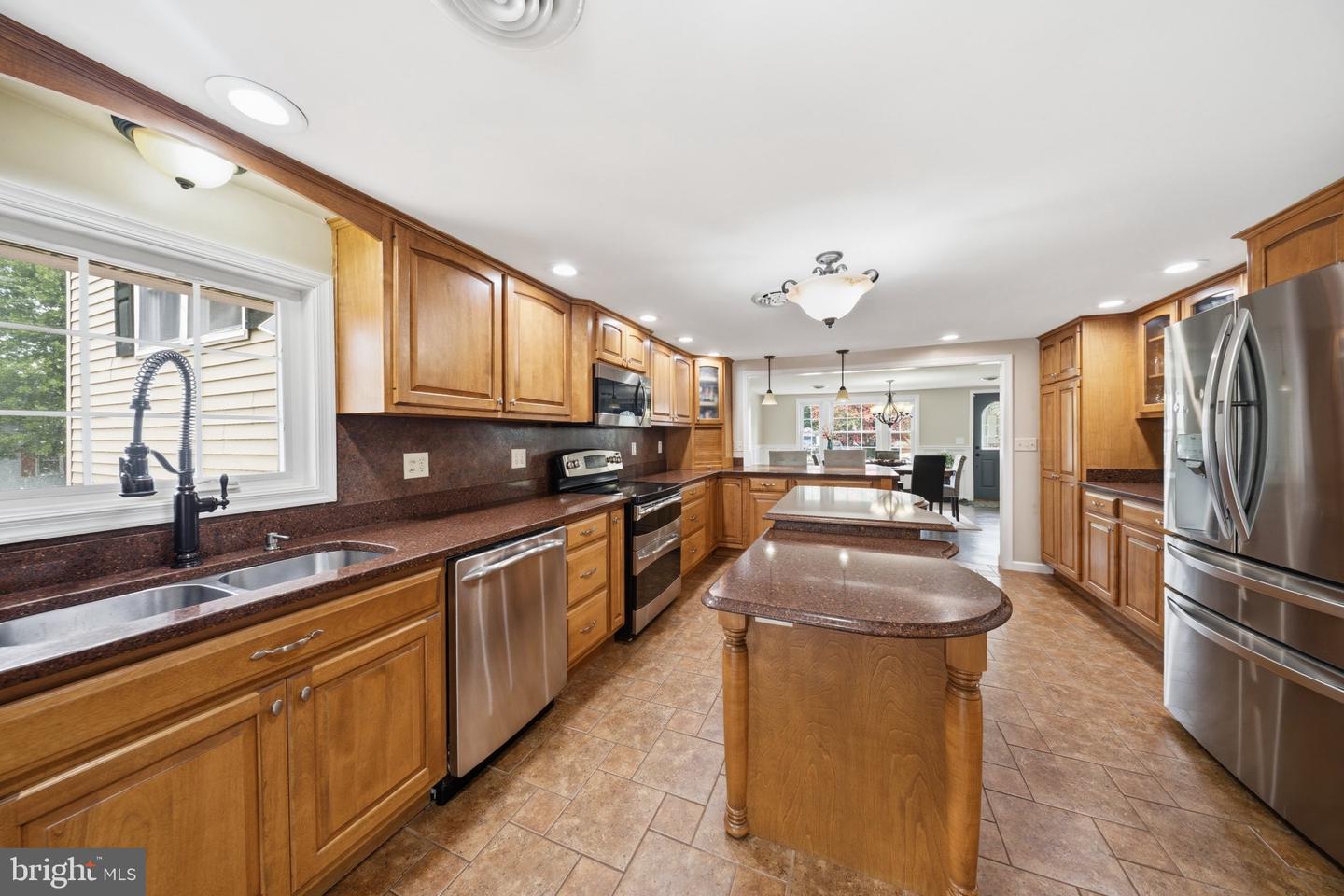 104 Lansing Ave Property Photo 32