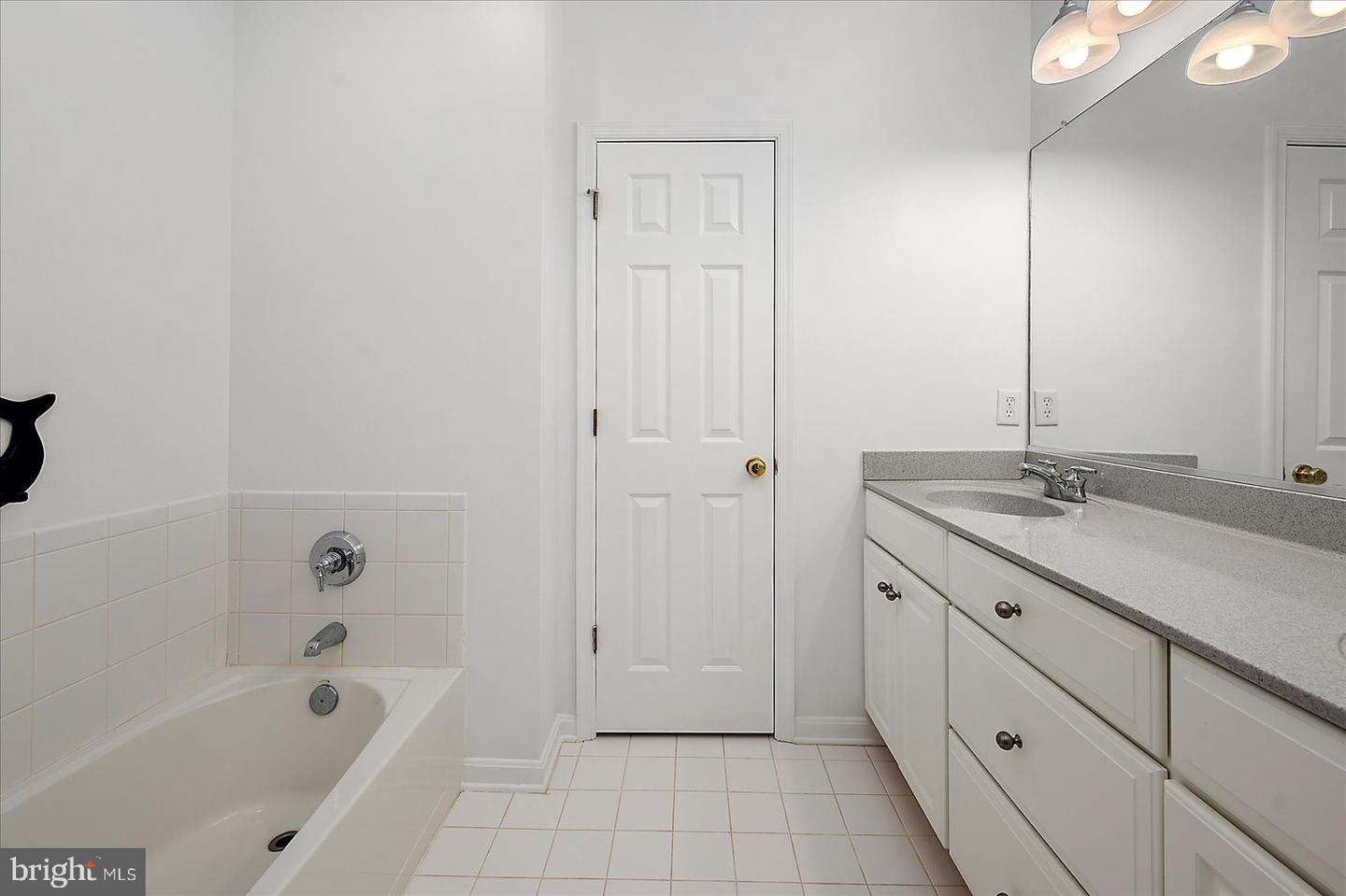 132 October Glory Ave #b Property Photo 26