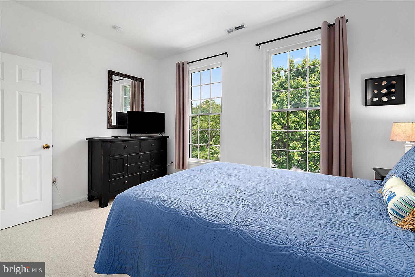 132 October Glory Ave #b Property Photo 30