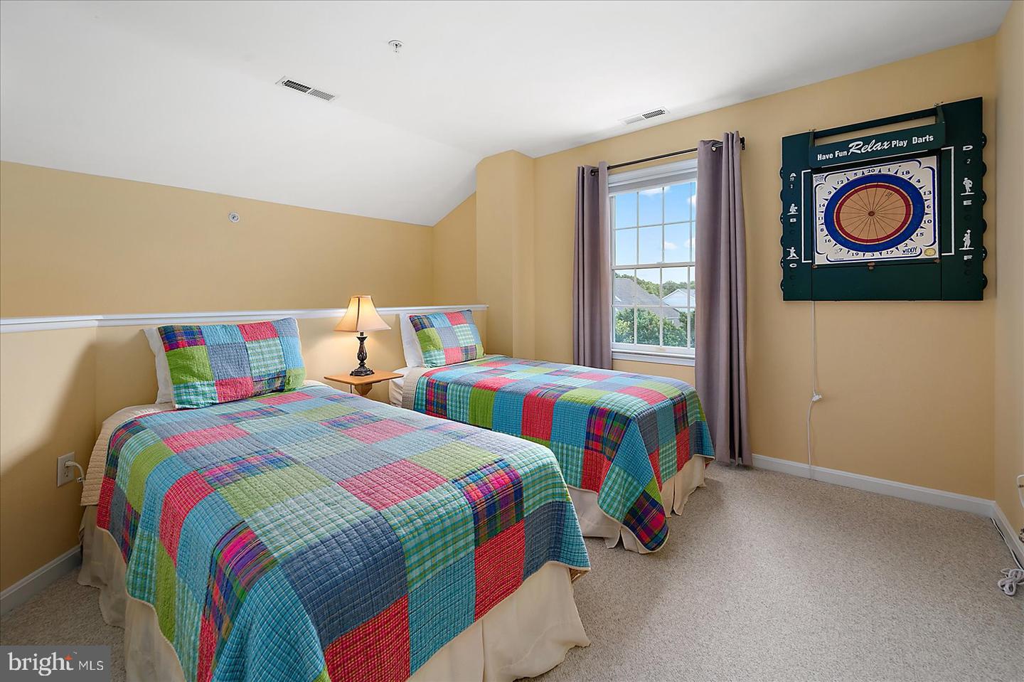 132 October Glory Ave #b Property Photo 32