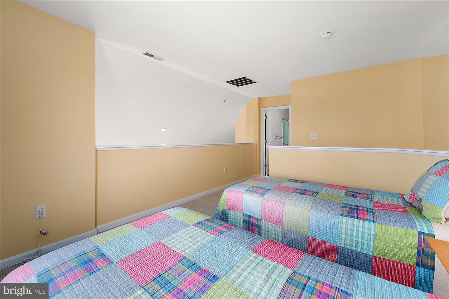 132 October Glory Ave #b Property Photo 34