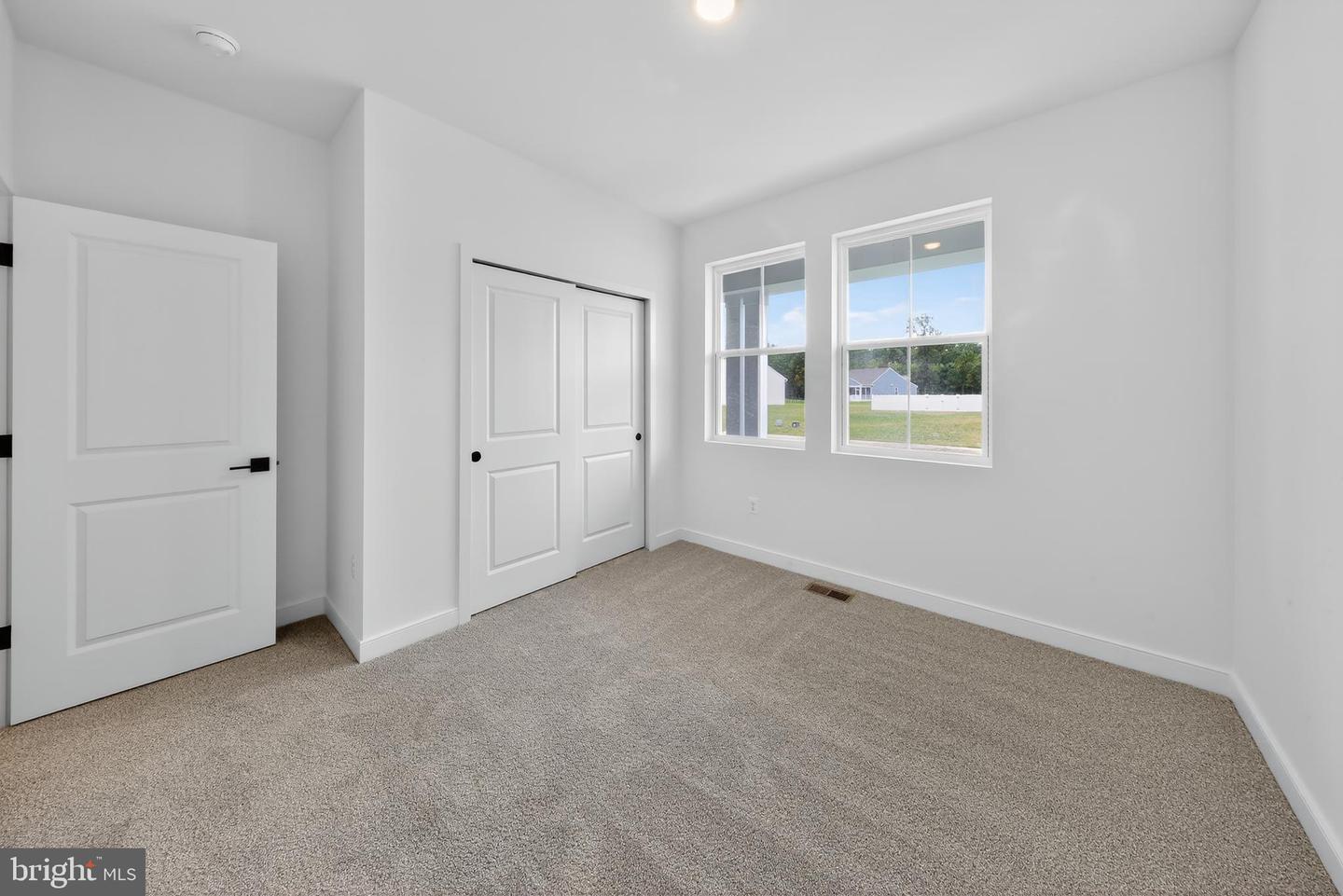 36801 West Old Gate Dr Property Photo 16