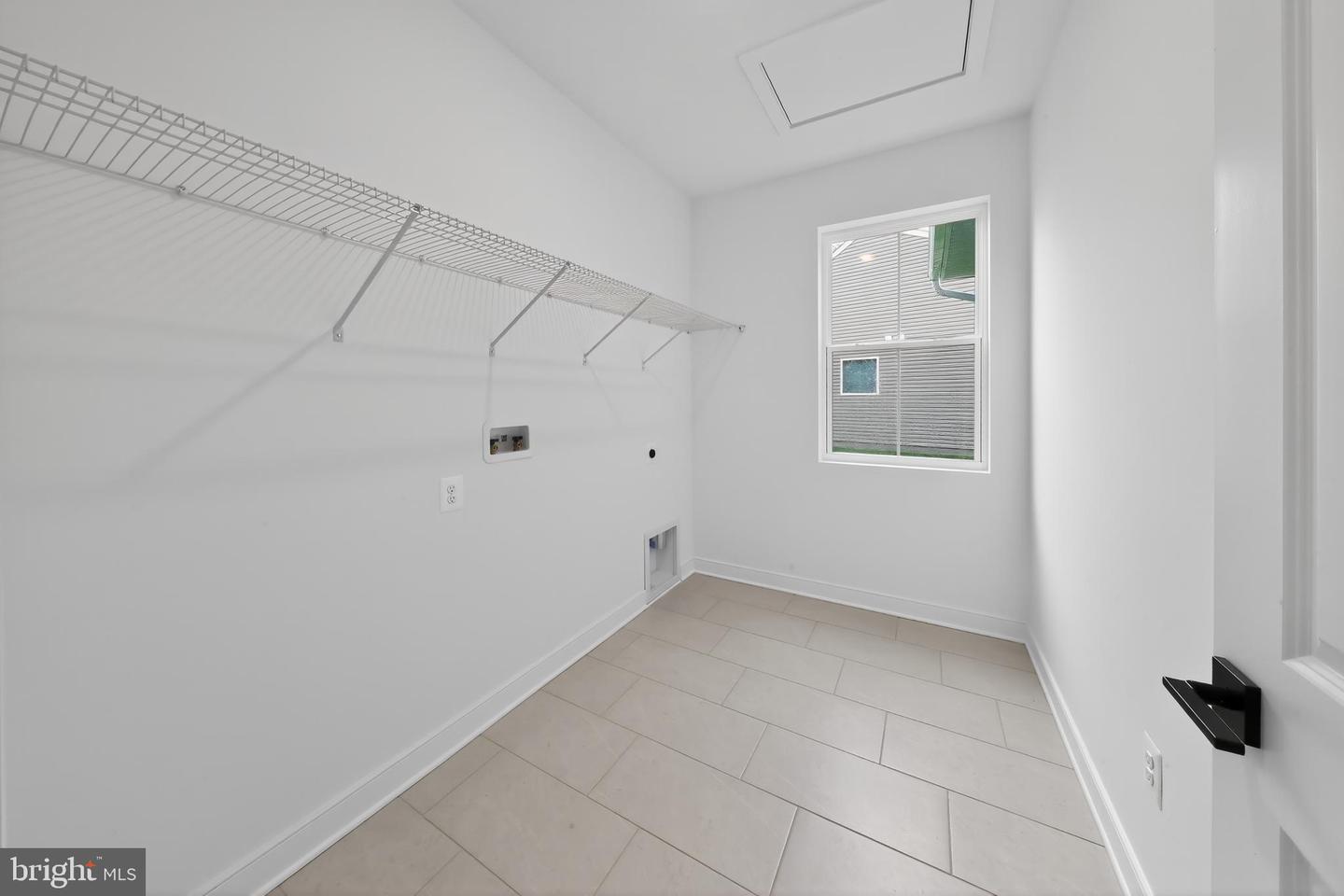 36801 West Old Gate Dr Property Photo 18
