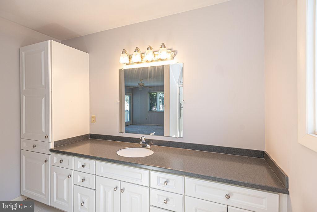 426 Jackie Dr Property Photo 40