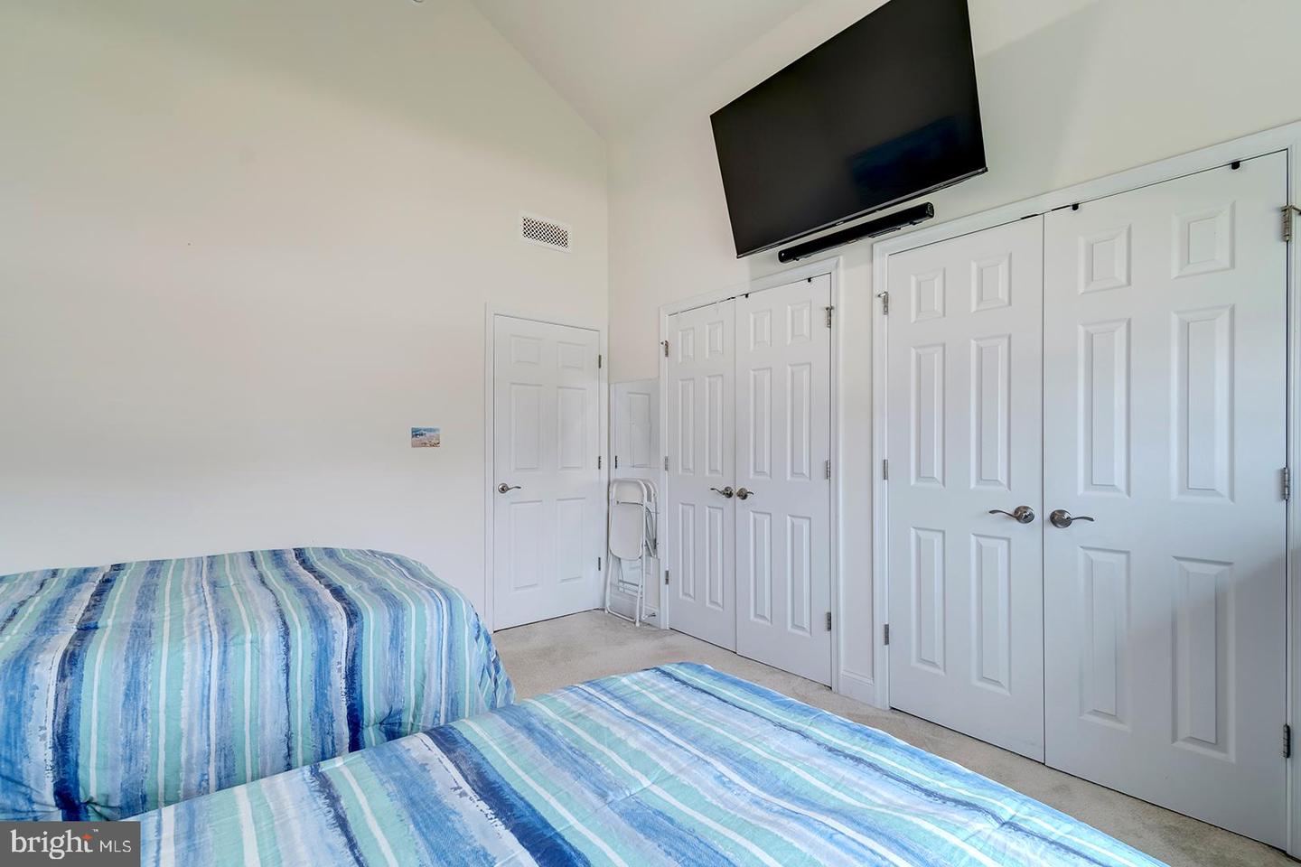 25053 Leland Ave Property Photo 45