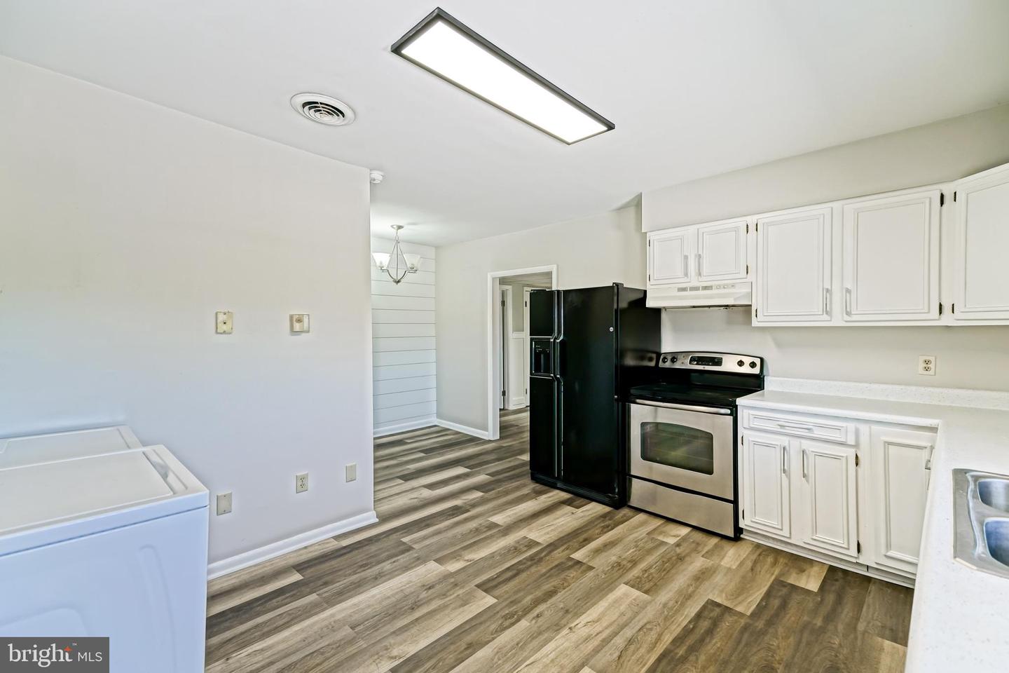 102 Federal St Property Photo 25