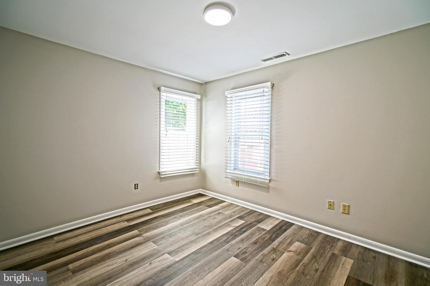 102 Federal St Property Photo 36