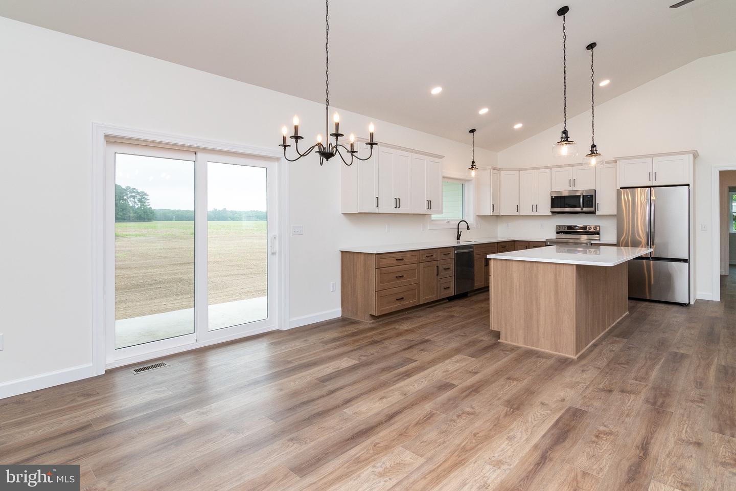 28219 Farm View Ln Property Photo 16