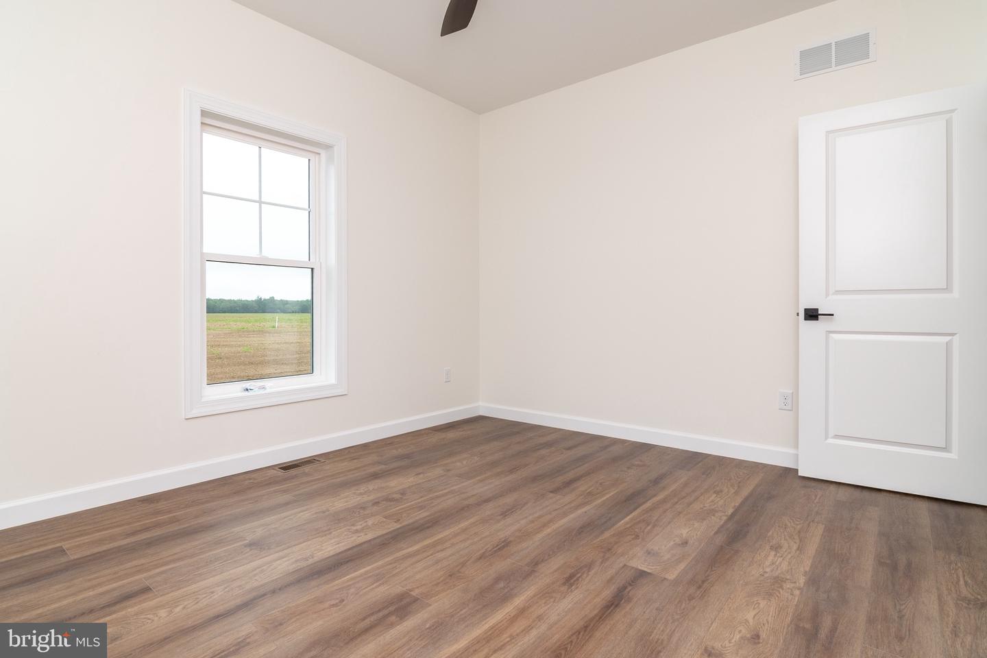 28219 Farm View Ln Property Photo 30