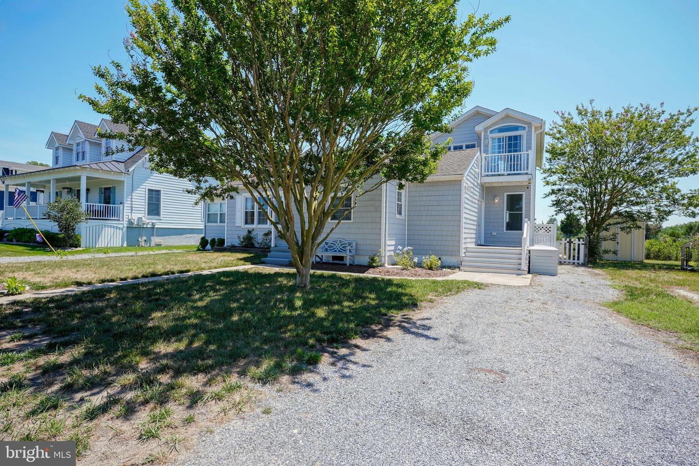 1902 Cedar St Property Photo 3