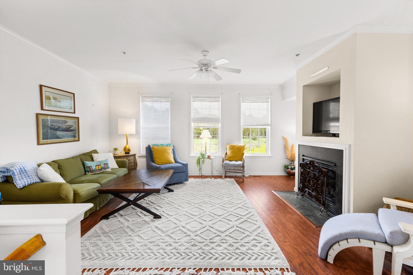 35821 S GLOUCESTER CIR #B3-3 Property Photo 1