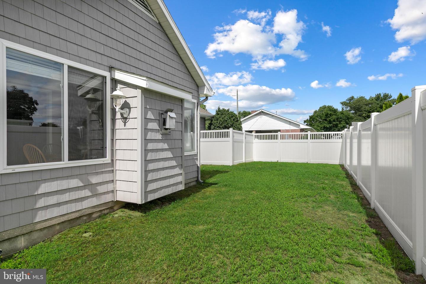 213 Dodd St Property Photo 39